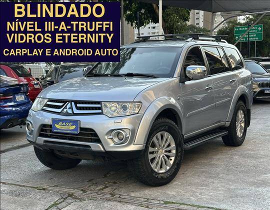 MITSUBISHI PAJERO DAKAR 3.2 HPE 4X4 7 LUGARES 16V TURBO INTERCOOLER DIESEL 4P AUTOMÁTICO